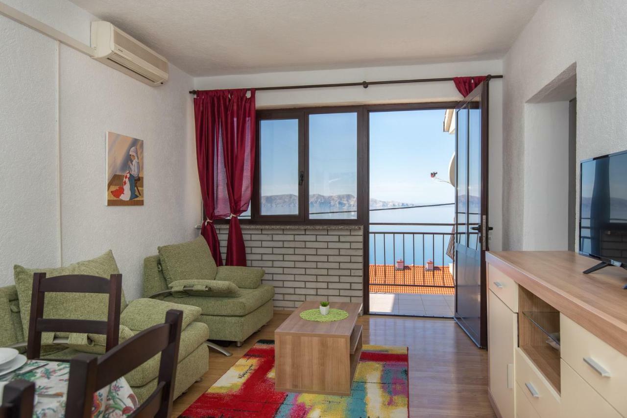 Vuk Apartman Сен Екстериор снимка