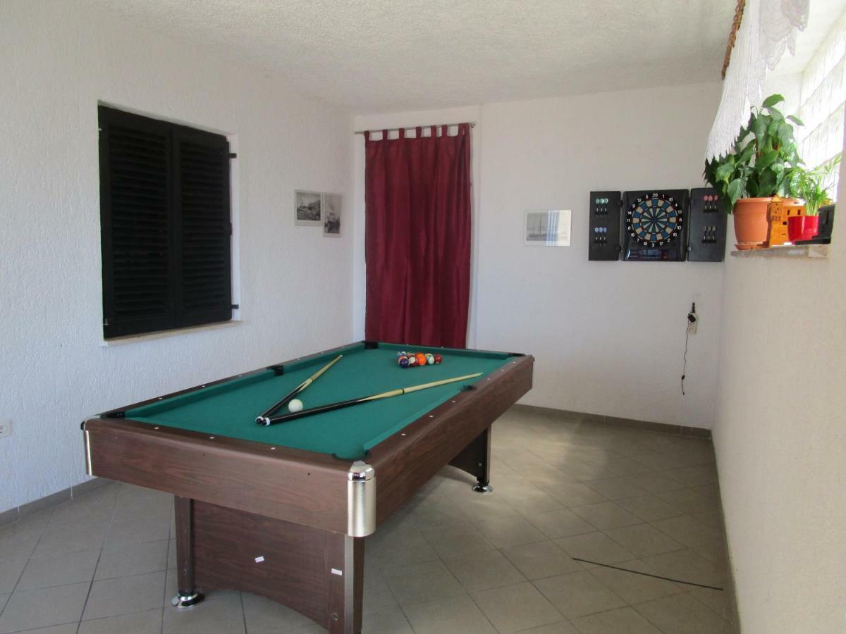 Vuk Apartman Сен Екстериор снимка