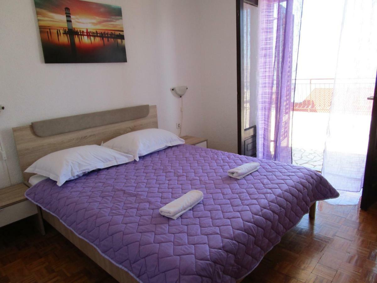 Vuk Apartman Сен Екстериор снимка